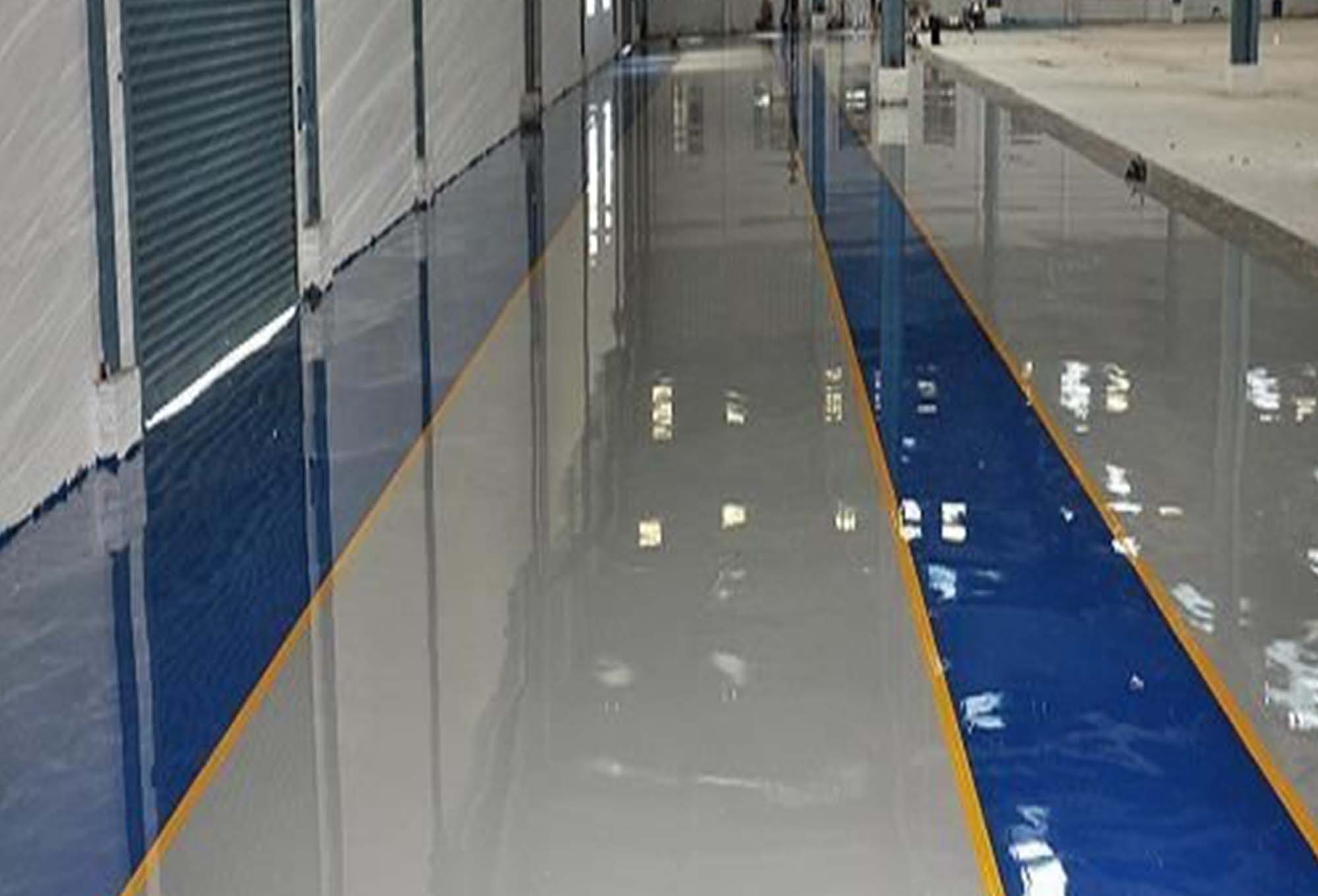 ممر مستشفى بتصميم داخلي وأرضيات يوريثان كونكريت